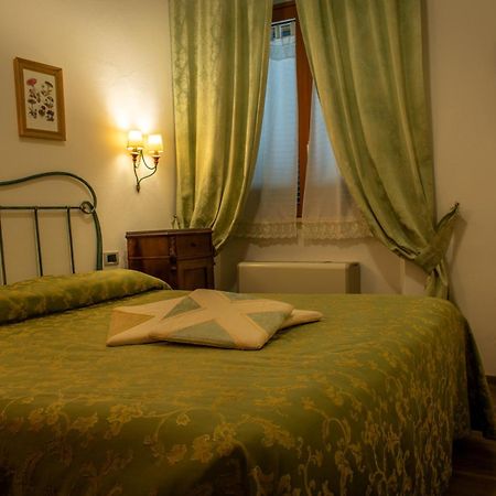 Hotel La Fonte Del Cerro Saturnia Bagian luar foto