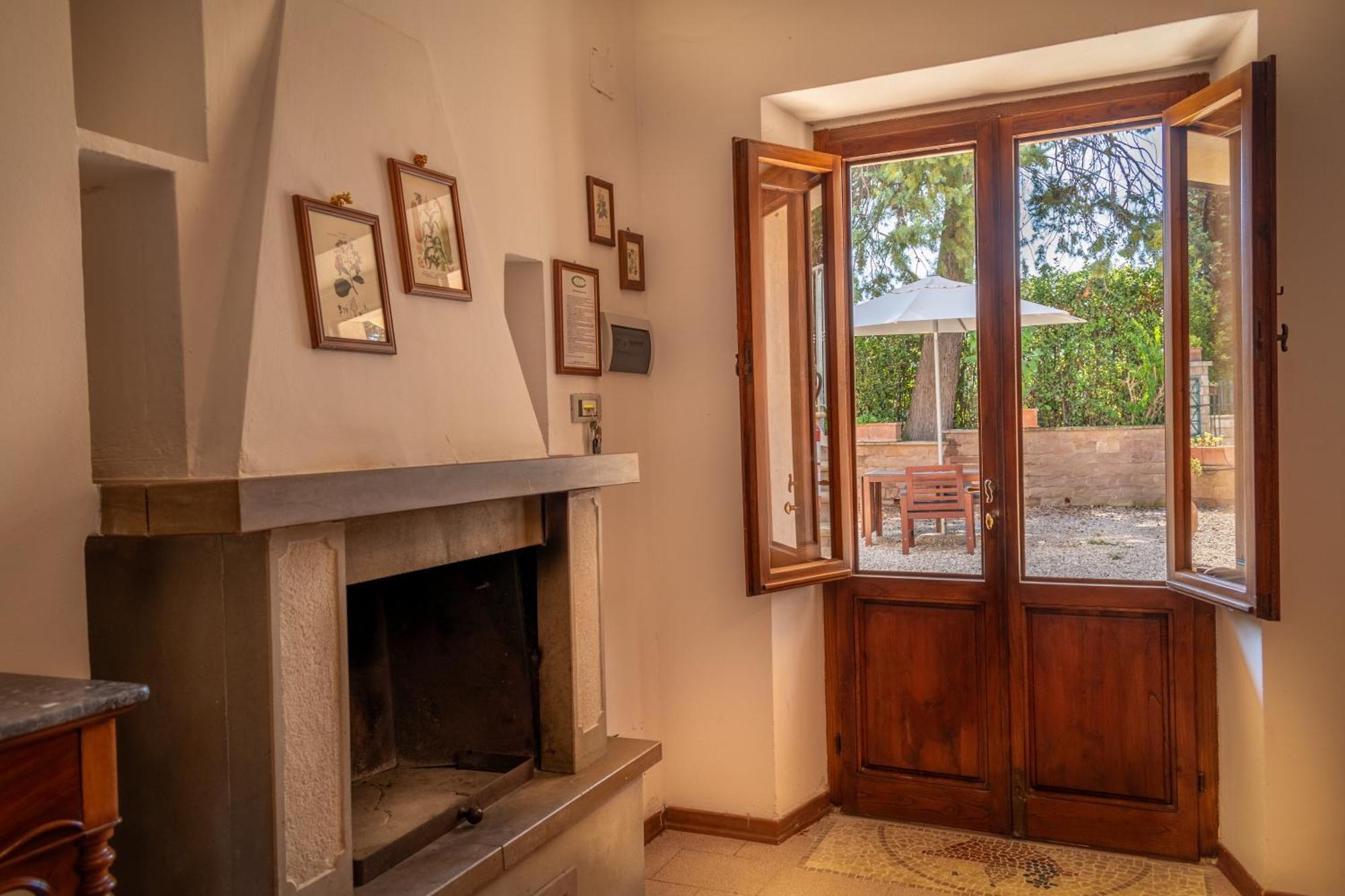 Hotel La Fonte Del Cerro Saturnia Bagian luar foto